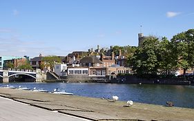 Sir Christopher Wren Hotel